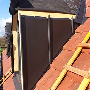 Guyonnet Couverture : rénovation toiture velux dans l'Allier, la Creuse & Limousin